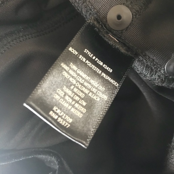 Sanctuary Black Velvet Skinny Legging Size Small - Picture 6 of 6